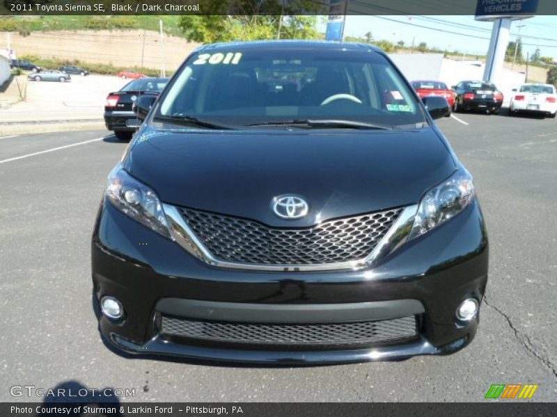 Black / Dark Charcoal 2011 Toyota Sienna SE