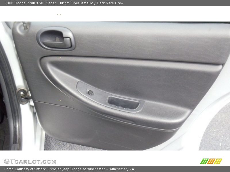 Bright Silver Metallic / Dark Slate Grey 2006 Dodge Stratus SXT Sedan