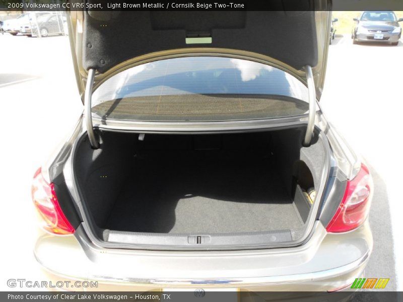  2009 CC VR6 Sport Trunk