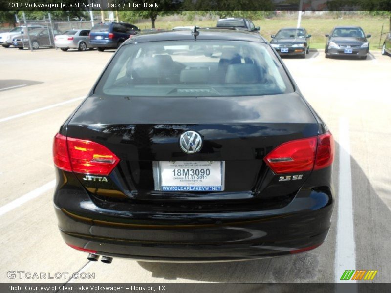 Black / Titan Black 2012 Volkswagen Jetta SE Sedan