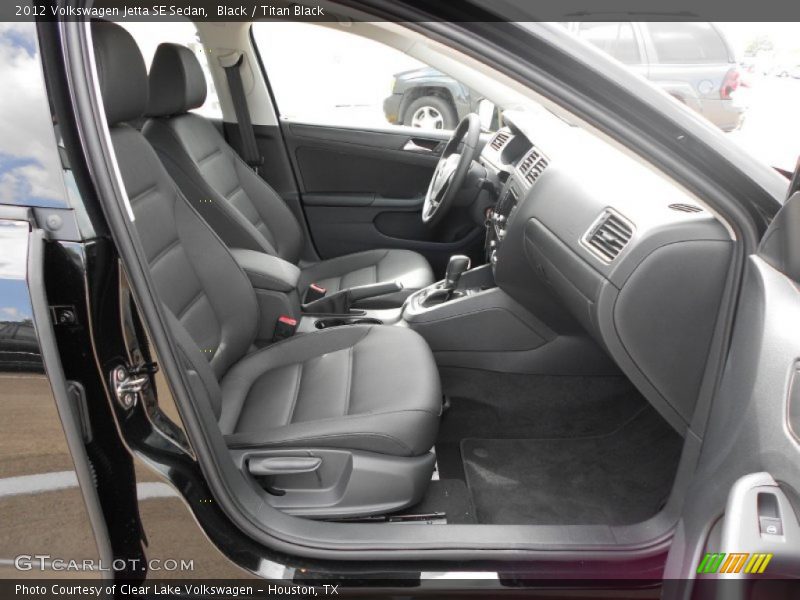 Black / Titan Black 2012 Volkswagen Jetta SE Sedan