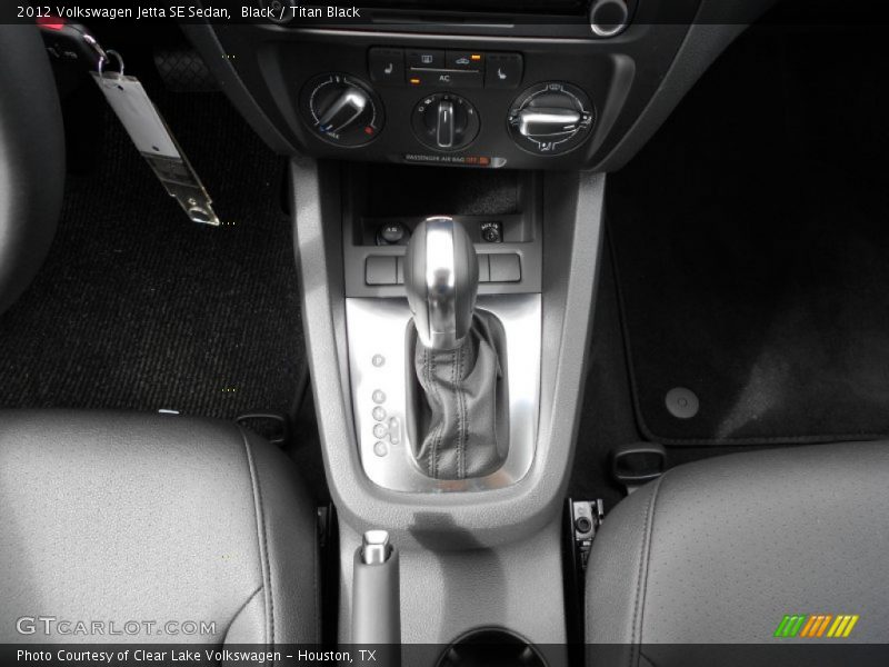 Black / Titan Black 2012 Volkswagen Jetta SE Sedan