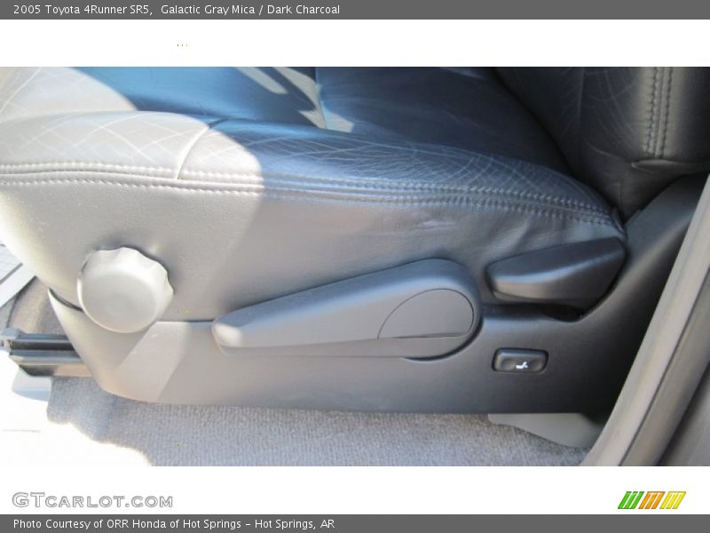 Galactic Gray Mica / Dark Charcoal 2005 Toyota 4Runner SR5