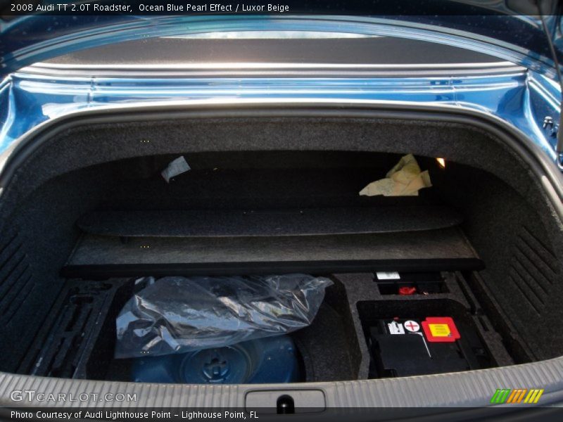  2008 TT 2.0T Roadster Trunk