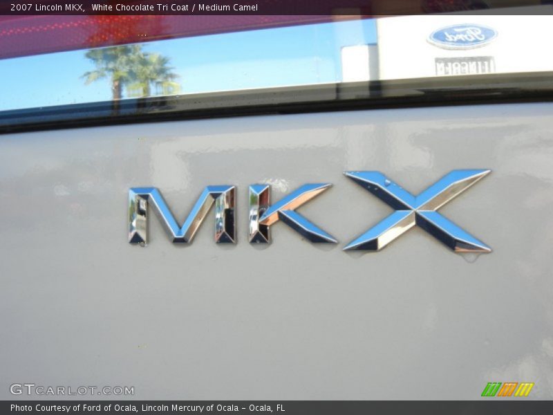 White Chocolate Tri Coat / Medium Camel 2007 Lincoln MKX