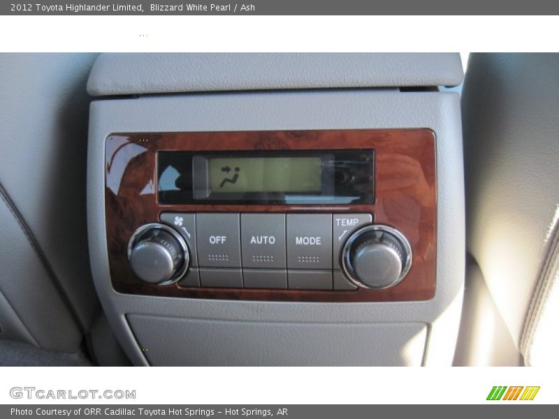 Blizzard White Pearl / Ash 2012 Toyota Highlander Limited