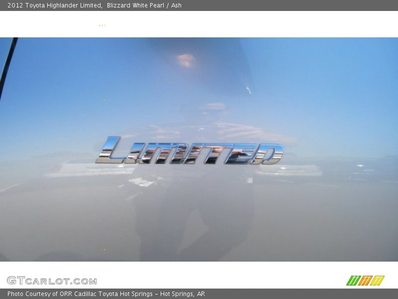 Blizzard White Pearl / Ash 2012 Toyota Highlander Limited