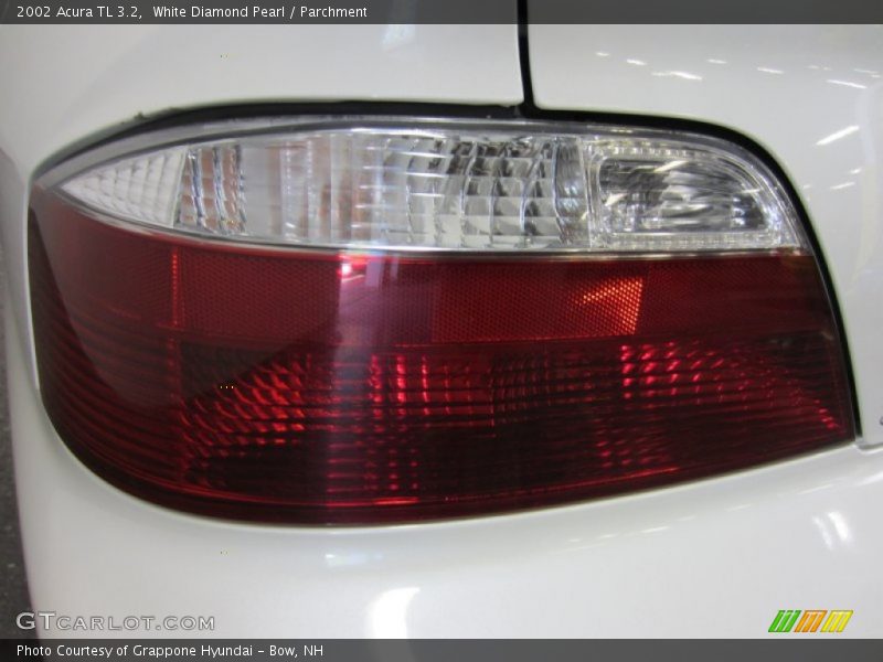 White Diamond Pearl / Parchment 2002 Acura TL 3.2