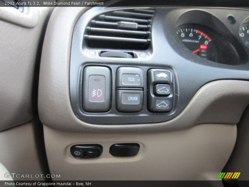 White Diamond Pearl / Parchment 2002 Acura TL 3.2
