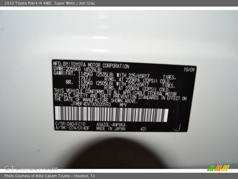 Super White / Ash Gray 2010 Toyota RAV4 I4 4WD