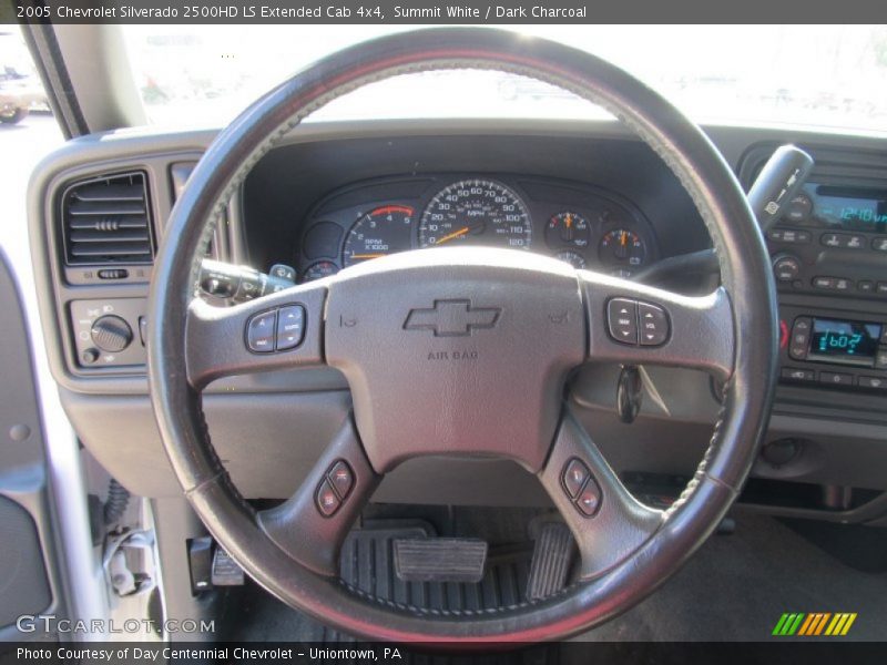  2005 Silverado 2500HD LS Extended Cab 4x4 Steering Wheel