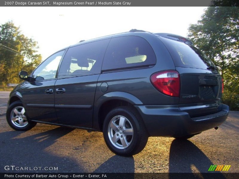 Magnesium Green Pearl / Medium Slate Gray 2007 Dodge Caravan SXT