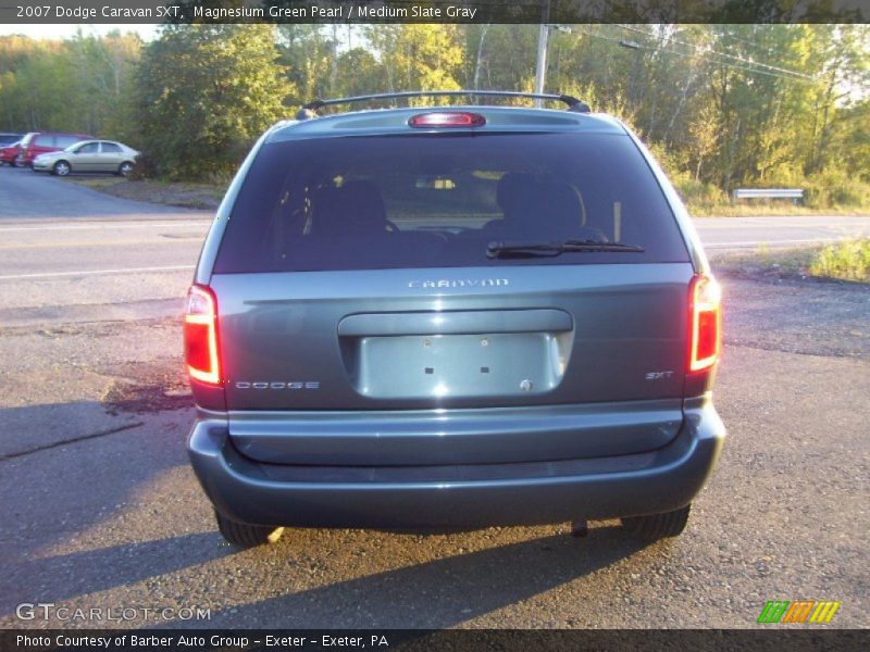 Magnesium Green Pearl / Medium Slate Gray 2007 Dodge Caravan SXT