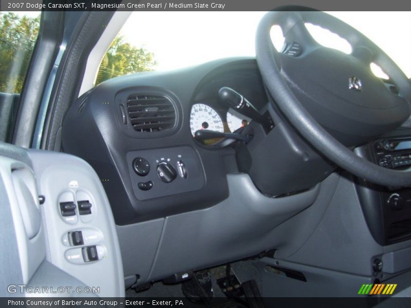 Magnesium Green Pearl / Medium Slate Gray 2007 Dodge Caravan SXT