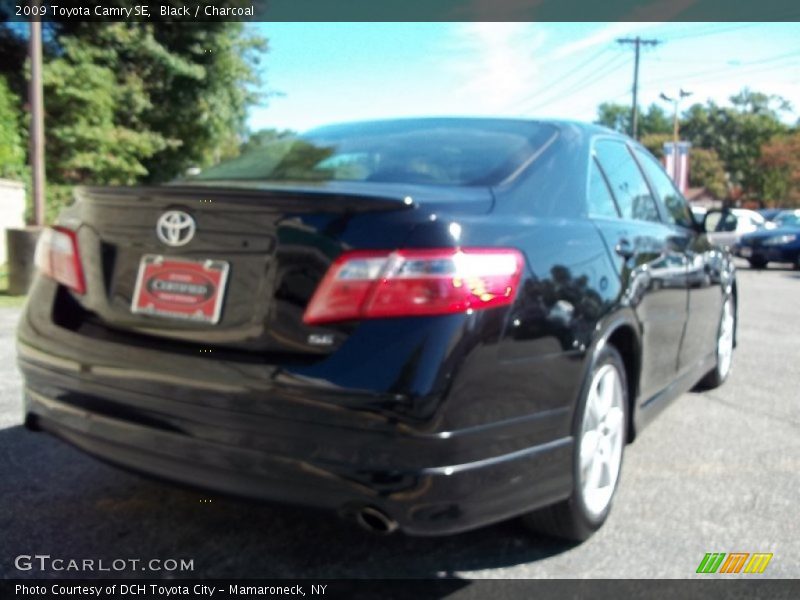Black / Charcoal 2009 Toyota Camry SE