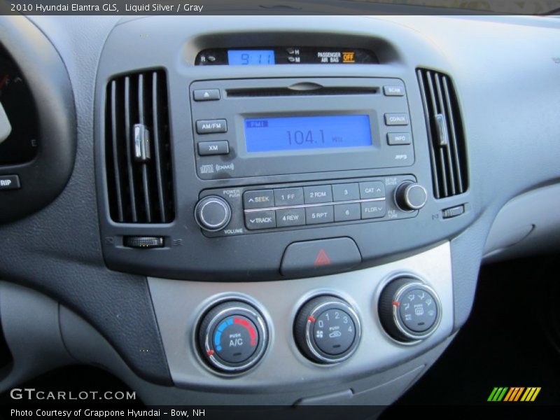 Liquid Silver / Gray 2010 Hyundai Elantra GLS