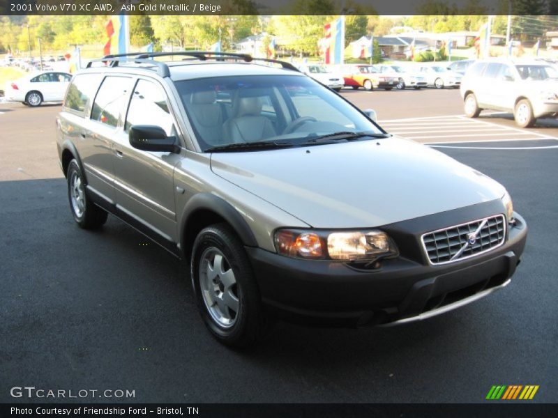 Ash Gold Metallic / Beige 2001 Volvo V70 XC AWD