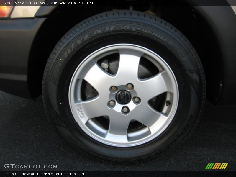 Ash Gold Metallic / Beige 2001 Volvo V70 XC AWD