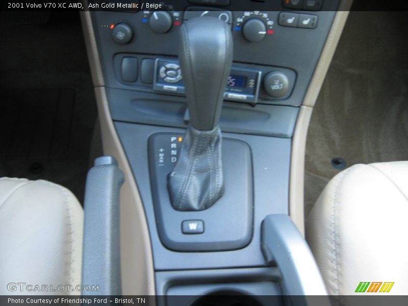 Ash Gold Metallic / Beige 2001 Volvo V70 XC AWD