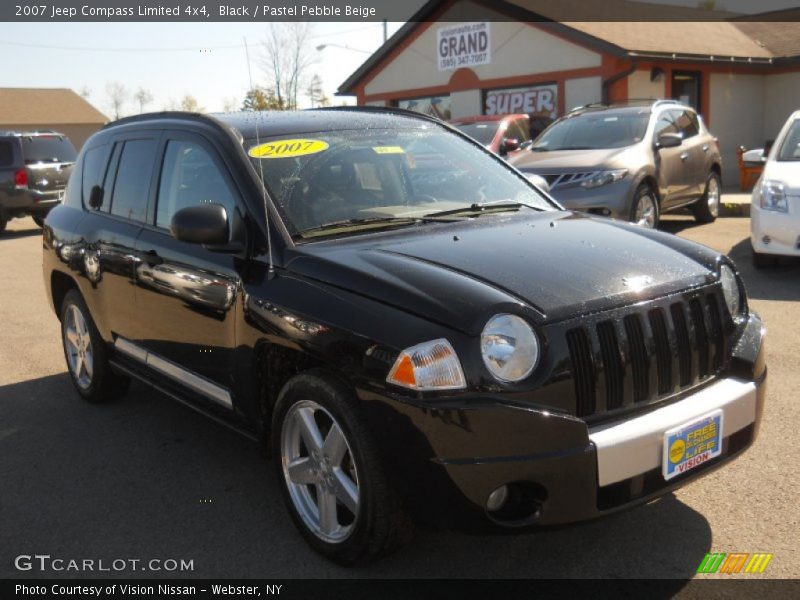 Black / Pastel Pebble Beige 2007 Jeep Compass Limited 4x4
