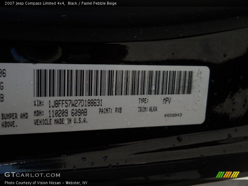 Black / Pastel Pebble Beige 2007 Jeep Compass Limited 4x4