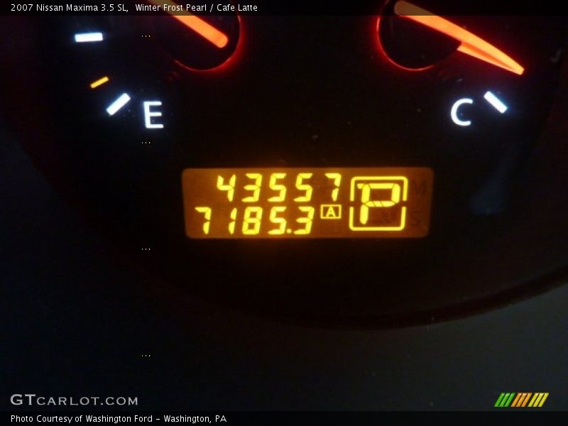 Winter Frost Pearl / Cafe Latte 2007 Nissan Maxima 3.5 SL