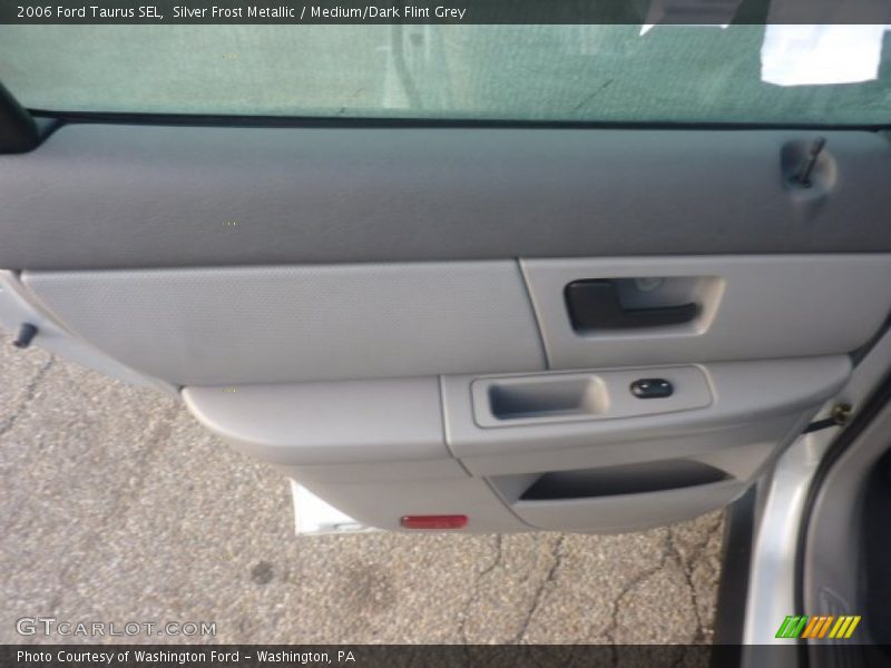 Silver Frost Metallic / Medium/Dark Flint Grey 2006 Ford Taurus SEL