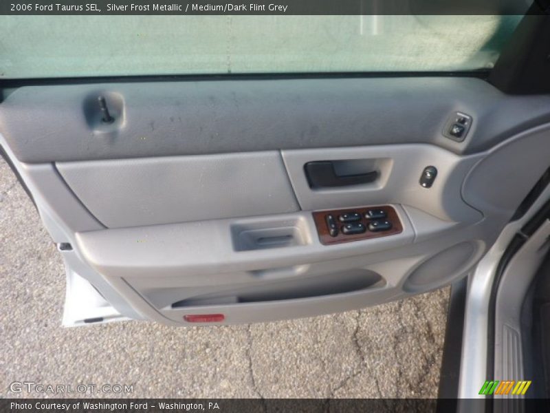 Silver Frost Metallic / Medium/Dark Flint Grey 2006 Ford Taurus SEL