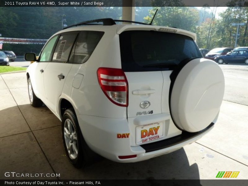 Super White / Sand Beige 2011 Toyota RAV4 V6 4WD