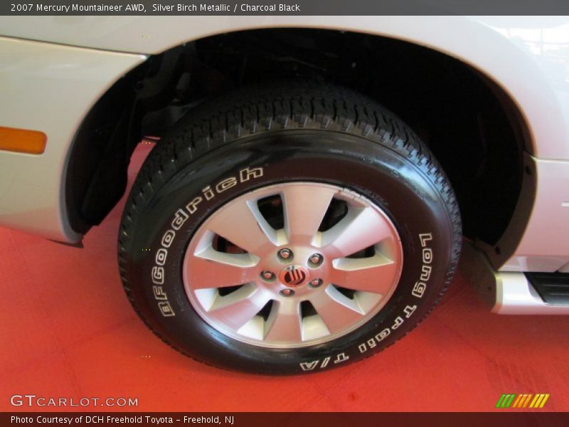 Silver Birch Metallic / Charcoal Black 2007 Mercury Mountaineer AWD