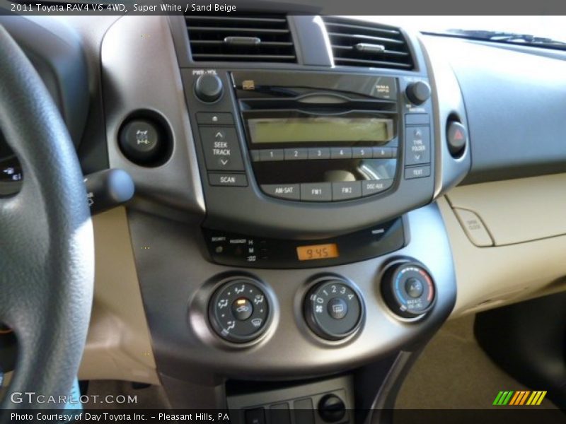 Super White / Sand Beige 2011 Toyota RAV4 V6 4WD
