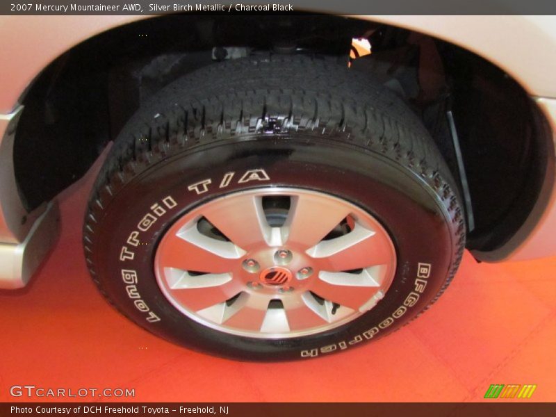 Silver Birch Metallic / Charcoal Black 2007 Mercury Mountaineer AWD
