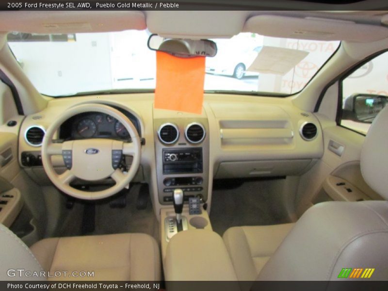 Pueblo Gold Metallic / Pebble 2005 Ford Freestyle SEL AWD