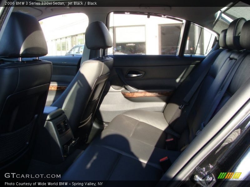 Jet Black / Black 2006 BMW 3 Series 330xi Sedan