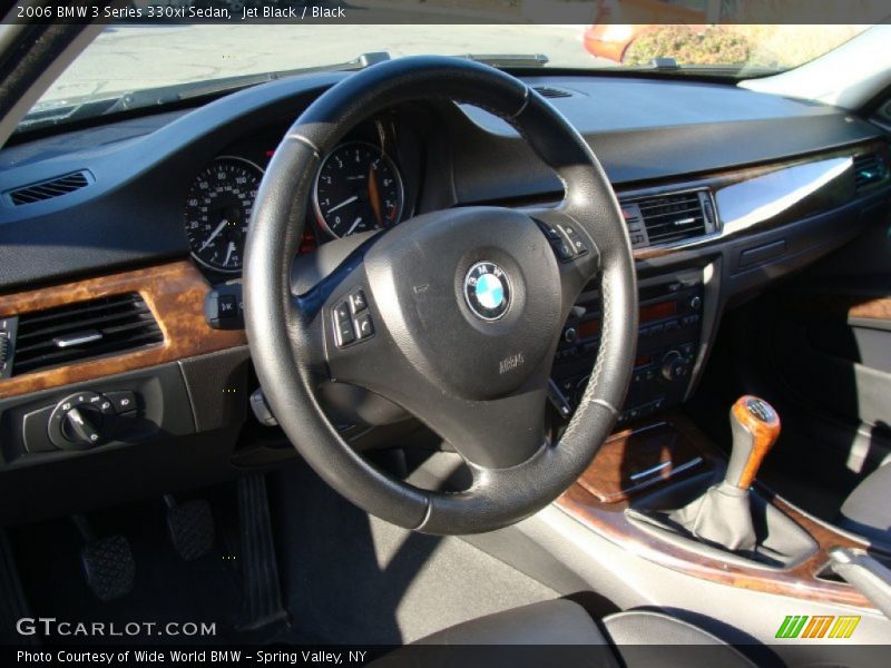 Jet Black / Black 2006 BMW 3 Series 330xi Sedan