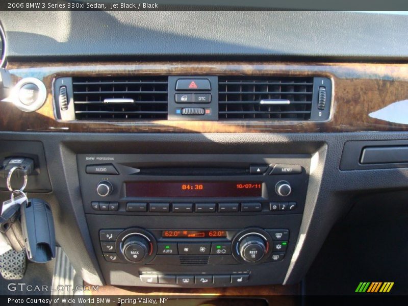 Jet Black / Black 2006 BMW 3 Series 330xi Sedan