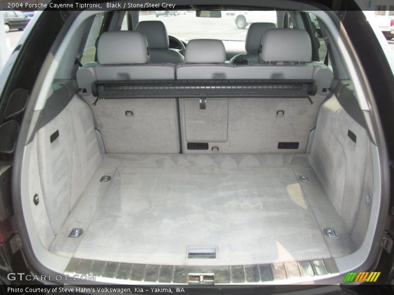  2004 Cayenne Tiptronic Trunk