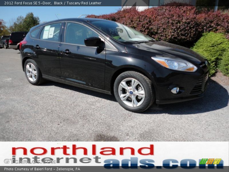 Black / Tuscany Red Leather 2012 Ford Focus SE 5-Door