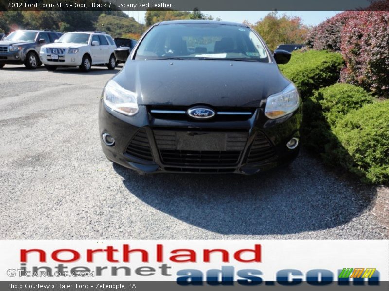 Black / Tuscany Red Leather 2012 Ford Focus SE 5-Door