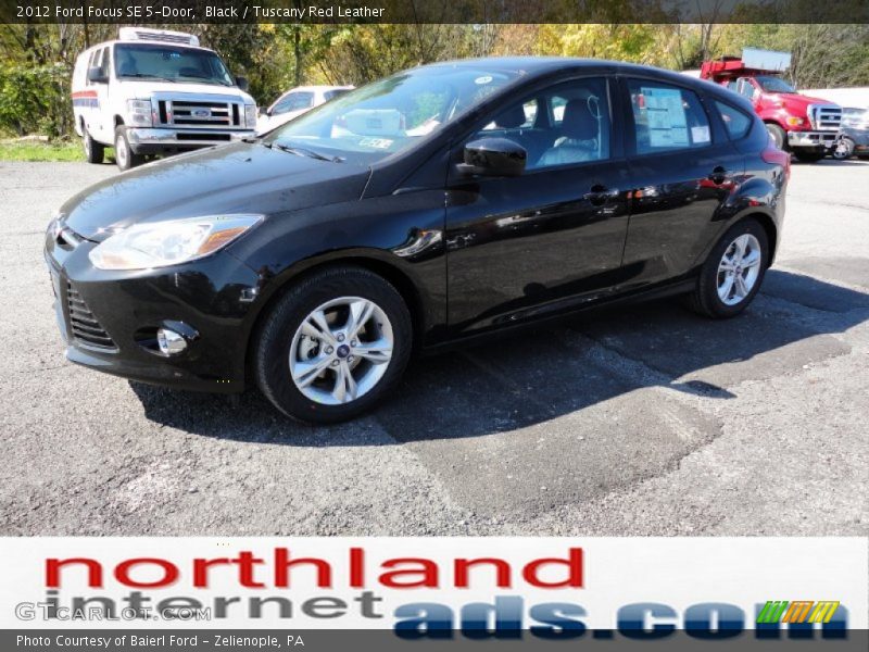 Black / Tuscany Red Leather 2012 Ford Focus SE 5-Door