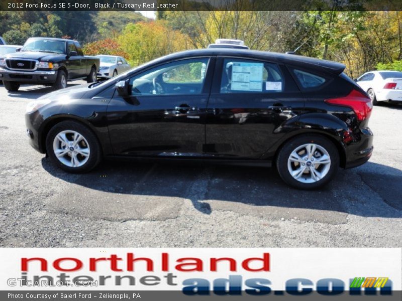 Black / Tuscany Red Leather 2012 Ford Focus SE 5-Door