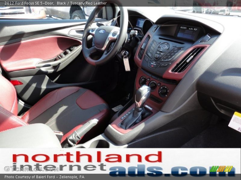 Black / Tuscany Red Leather 2012 Ford Focus SE 5-Door