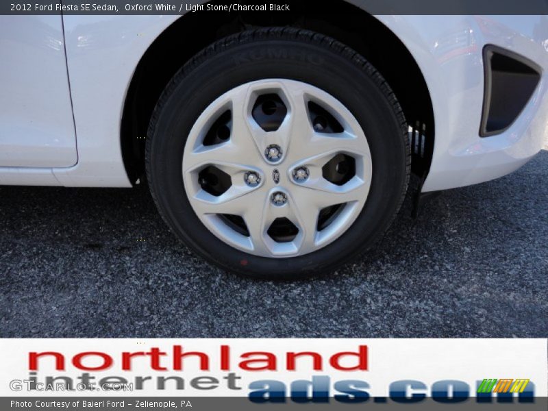 Oxford White / Light Stone/Charcoal Black 2012 Ford Fiesta SE Sedan