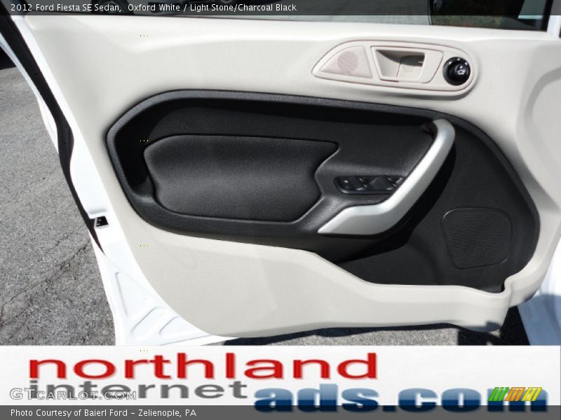 Oxford White / Light Stone/Charcoal Black 2012 Ford Fiesta SE Sedan