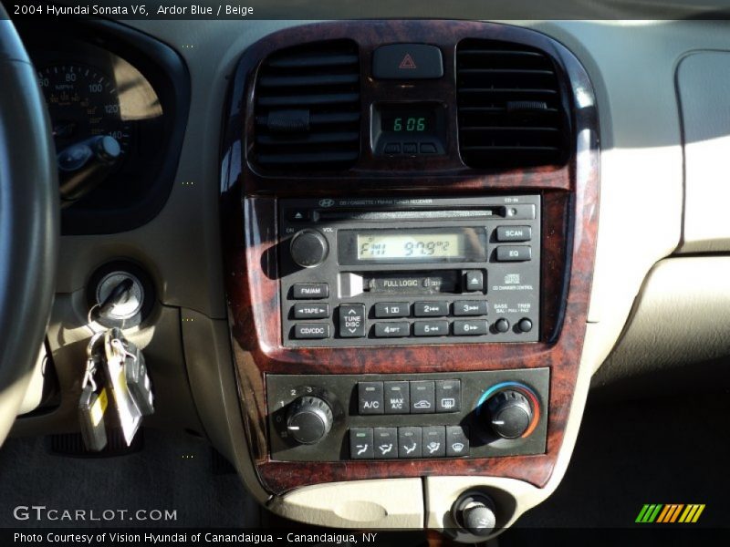 Ardor Blue / Beige 2004 Hyundai Sonata V6