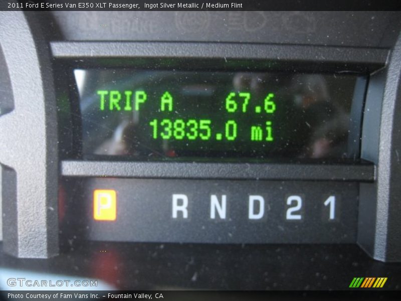 Ingot Silver Metallic / Medium Flint 2011 Ford E Series Van E350 XLT Passenger