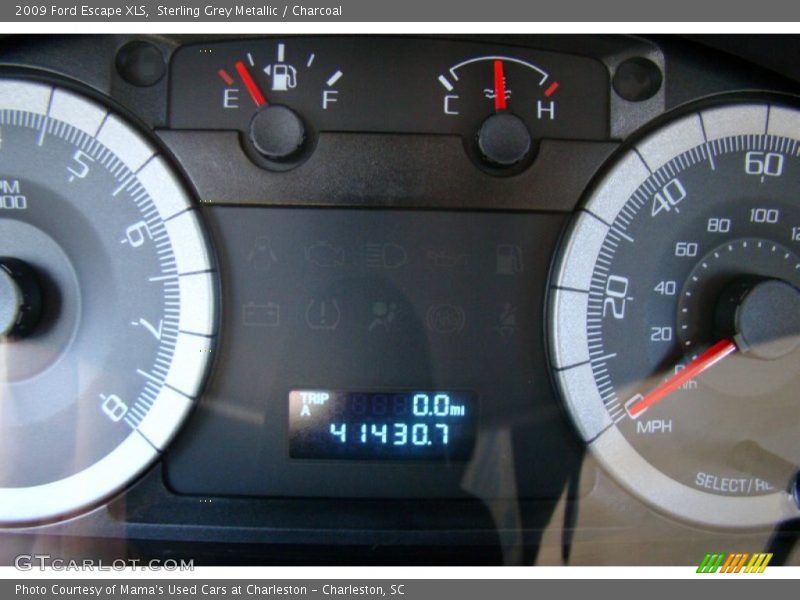 Sterling Grey Metallic / Charcoal 2009 Ford Escape XLS