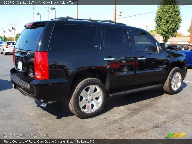Onyx Black / Light Tan 2007 GMC Yukon SLT 4x4