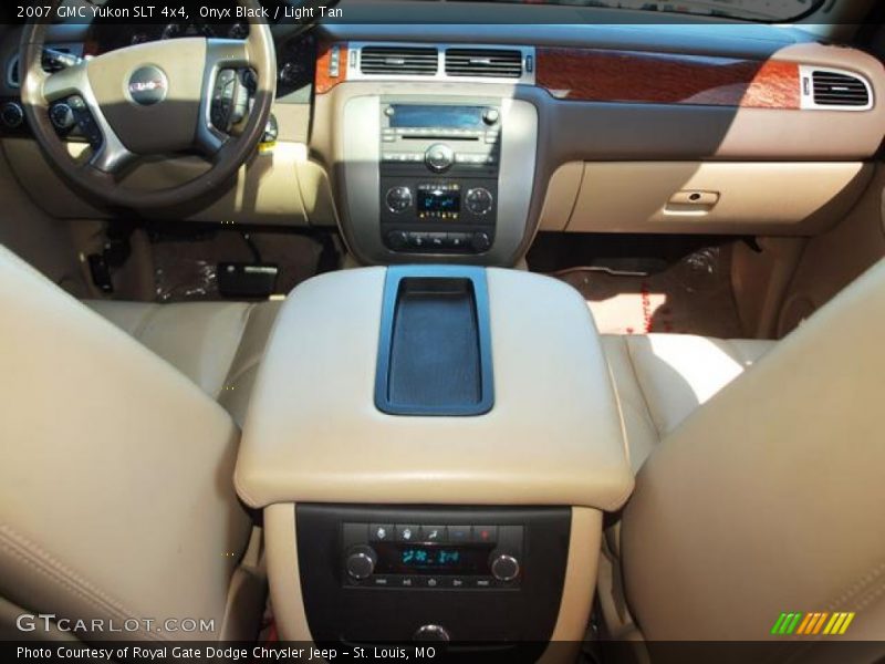Onyx Black / Light Tan 2007 GMC Yukon SLT 4x4