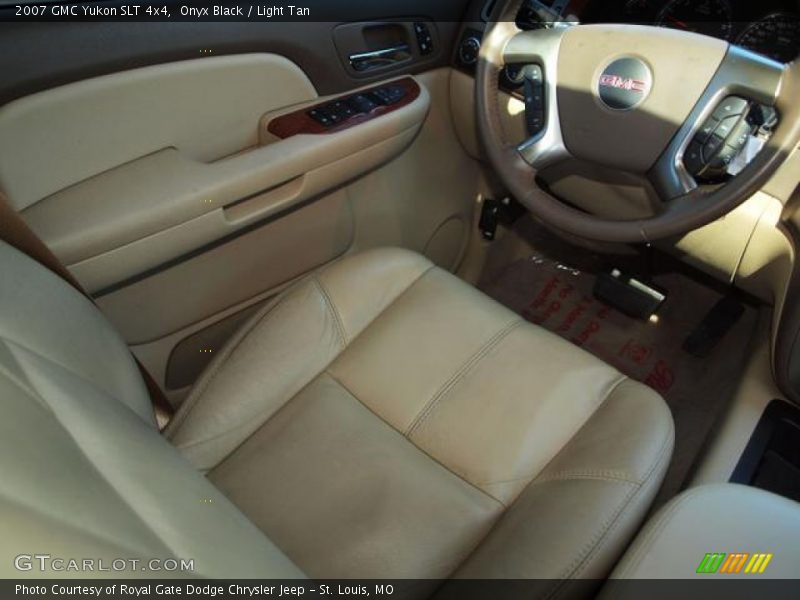 Onyx Black / Light Tan 2007 GMC Yukon SLT 4x4
